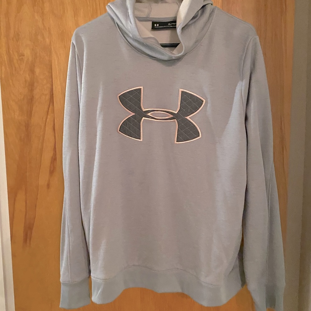 Womens XL Under Armour hoodie